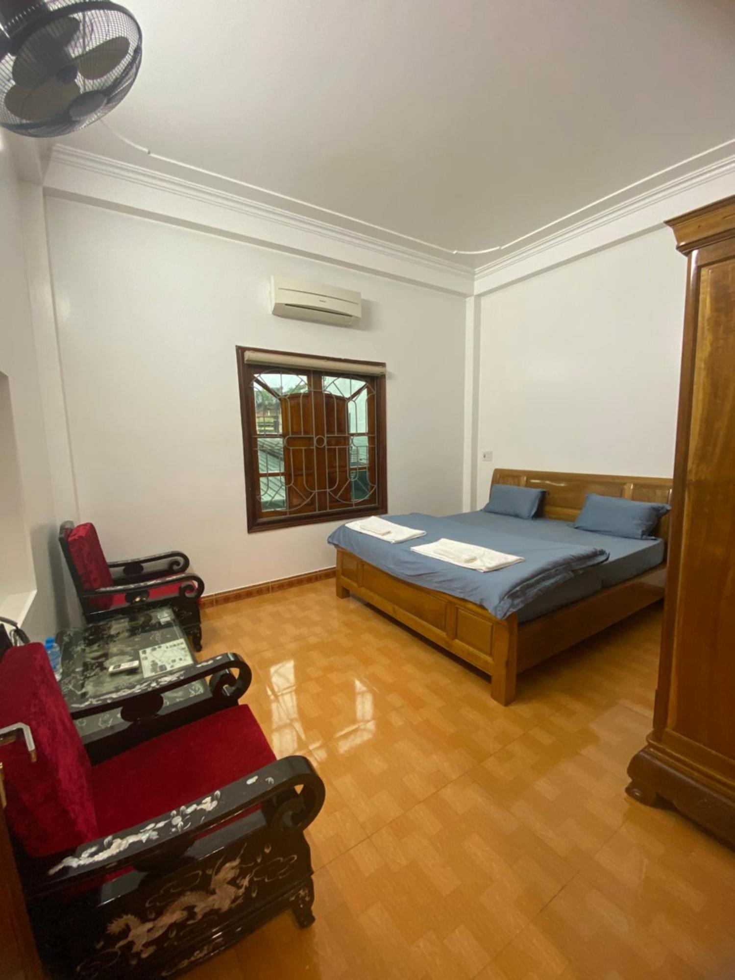 Hang Thuong Hostel - Motorbikes And Tour Ha Giang Exterior photo